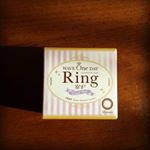 《 コスメレポ》#ウェイブワンデーリング をお試しさせてもらいました！このカラーコンタクトの個人的なおすすめポイントはUVカットだということ。コンタクトをして外で楽しむときに目が痛くな&hellip;のInstagram画像