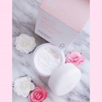 .💝💄💝💄💝💄💝.韓国コスメでとても人気だったウユクリーム🍼💓.G9というブランドからピンクのパッケージのウユクリームができたみたい😍💕.容器も箱もとても可愛い～🍼&hellip;のInstagram画像