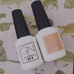 モニター当選したので！乾きが早くて刷毛の筋が出やすいので塗る時は素早く(*'&omega;'*)でもほんとすぐ乾くから便利ですわこれー！(*'&omega;'*)#ジーエヌバイジーニッシュマニキュア #gnbyg&hellip;のInstagram画像