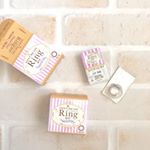 もういい年だけど、カラコンを使ってみたくて。.劣化した顔をよく見せてくれるであろうカラコン。転職活動を始めるので、これで少しでも盛って、面接に臨みたいと思います！...#ウ&hellip;のInstagram画像