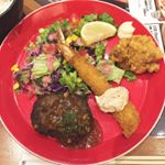 .ランチプレート🍽エビフライが大きくて身がぎっしり詰まっていてめちゃくちゃ美味しかった〜〜👌🏻..#きょうの昼ごはん #ひかり味噌phoyou #monipla #hikari&hellip;のInstagram画像