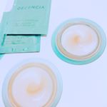 使ってみました。顔につけた直後から、とても気持ちが良いです。さっぱり感があるのに、肌に潤いを感じます。冬の乾燥には最適かもしれません。肌が粉ふくのが冬場の悩みでしたが、つつむフ&hellip;のInstagram画像