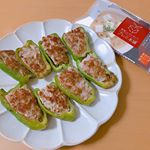 ◉ピーマンの肉詰めこの度、#プレミ本舗様より、まるごとキューブだしをいただきました！お湯にとくと、かつお節がそのまま出てきます！とっても深みのある味でお味噌汁や丼もの、うどんの汁などに使っ&hellip;のInstagram画像