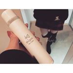 ..今日は玄関先掃除のついでにシュプロふりかけまくって靴の消臭👠.冬は特にニーハイとか臭いこもりまくりだし長過ぎてうまく換気できないからwこれあると本当助かる😏もちろん&hellip;のInstagram画像