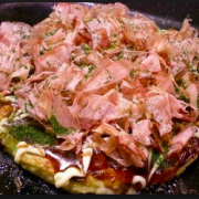 「顔出しＯＫです！」あなた自慢のお好み焼きを作って投稿！かつお節踊るお好み焼きを作ろう♪の投稿画像