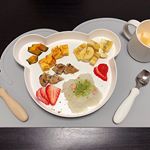 今日の息子の夕ご飯🥰・かぼちゃの煮付け・バナナといちご・まぐろひじきのキャベツバーグ・豆腐のお味噌汁・出汁巻たまご息子の大好物ばかり💓もりもり完食✨1歳4ヶ月の息子、まだス&hellip;のInstagram画像