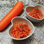 .#キャロットラペ皆さん、にんじんってお好きですか？私は大好きで、1本すぐペロリと食べちゃいます😆キャロットラペは いつもまとめて #作りおき にして #お弁当 なんかにも重宝&hellip;のInstagram画像