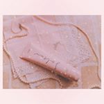 朝用洗顔、Soltar ハーブスクラブクレイウォッシュを使用中です🍀﻿﻿﻿こちらは、メイクのりを良くするために開発された、泡立て不要のスクラブ洗顔です。天然のホワイトクレイが汚れを吸収して&hellip;のInstagram画像