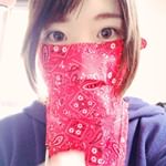 連post😌🙏 日焼け防止対策☀️.&deg;かわいい赤のペイズリー柄😊❤️防寒にもなるし、息もしやすいし、花粉も防げる気がするし最高にいい🥺💕💕✨動画でどんな感じか伝わるといいなー。日頃から&hellip;のInstagram画像