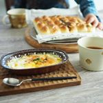 .マルハニチロ様よりＤＥＬＩグラタンをいただきました.濃厚ソースにたっぷりのほうれん草とベーコン☻長女もぺろりと1個食べてしまいました..一緒に#ちぎりパン左&rarr;&hellip;のInstagram画像