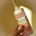 W洗顔不要🙆&zwj;♀️！マツエクOK🙆&zwj;♀️！濡れた手OK🙆&zwj;♀️！.わたしは普段マツエクなので、オイルフリーのクレンジングを使っていますが、なかなか落ちが悪くて&hellip;こーいうの探していました！😍✨&hellip;のInstagram画像