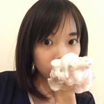 あかなま石鹸使わさせて頂きました😊👌❤️色加工なし。泡の色見えるかなぁ🥺❓❓泡立てたらピンク色〜🌸すごくいい匂いなのー🌸ピンク色なんやけど着色料は使われてないよ😊💕ビタミンや生薬に&hellip;のInstagram画像