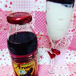 バラ科の小果樹『有機アロニア100％果汁』を頂きました♪アロニアは、ブルーベリーの5倍以上のポリフェノールを含み、活性酸素を消去する抗酸化力が高く、東欧諸国ではメディカルフルーツとして親しまれ&hellip;のInstagram画像