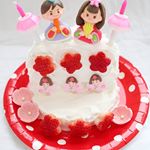 ❁❅今回ひなまつりケーキの飾り付けを@artcandy_official さんから頂いたので娘用ケーキにデコレーションしました。❅娘はまだ飾りは食べられないし飾りなんかより&hellip;のInstagram画像
