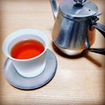 今日はルイボスティーの話。せっかくお茶を飲むなら少しでも栄養をと思って最近は色々なルイボスティーを良く飲んでいます。本日はタイガールイボスティーを飲みました。これは本当に癖なく飲みやす&hellip;のInstagram画像