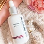 海外でも人気の、ダーマロジカの美容液を頂いたので使用させていただきました！ダーマロジカは、エステサロンでも使われている美容液✨ロサンゼルス生まれのスキンケアブランドです。.超乾燥肌&hellip;のInstagram画像