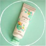 ◆ピディット オイルコントロールベースSPF30・PA+++赤みをカバーしながら、透明感もあたえてくれるミントカラーの化粧下地。.ニキビ跡や小鼻の赤みが気になっているのですがこちらを使&hellip;のInstagram画像