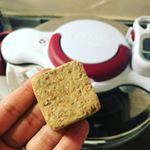 モニプラにて当選しました。まるごとキューブだし（Ｒ）プレミ本舗様のキューブだしで筑前煮を作りました！10秒程かき混ぜ、湯に溶かすだけで、本格的な味と香りのかつお節と昆布の合わせだしができあがります&hellip;のInstagram画像