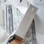 株式会社リソウコーポレーションさんのリソウ リペアジェルをお試しさせていただきました。リペアジェルは年齢肌を根本からケアする「ビタミンC生命体」や自社生産の無農薬栽培米を元にした「コメ発酵生命&hellip;のInstagram画像