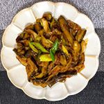 麻婆茄子🍆この度、富士食品工業様より、オイスターソースを二本いただきました💞こちらの商品は、今まで使っていたものより、牡蠣の風味がたっぷりでコクがあります✨濃いけれどしつこすぎない、絶妙な&hellip;のInstagram画像