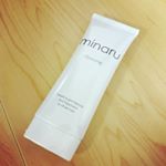 .【minaru クレンジングジェル】冬の間は乾燥が気になりオイルクレンジングを使用してましたが、初めてクレンジングジェルを！ダブル洗顔不要で保湿もされて時短になります♡皮膚科オス&hellip;のInstagram画像