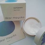 ＊dear mayuko＊🌟ハンドクリーム🌟お気に入りのクリームです😊.#セリシン配合 の濃厚ハンドクリーム.繭から抽出した天然のたんぱく質がセリシンですうるおい成分✨&hellip;のInstagram画像