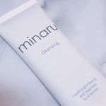 スッキリしたにおいと使ったあとのさっぱり感がすき☺️💖💖クチャ配合で毛穴汚れ落としてくれるしブースター効果もあって化粧水の浸透もめちゃいい！！！オイルフリーだからマツエクしててもOK👀&hellip;のInstagram画像