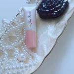 あら素敵なアイテム！！✨✨これからの季節に絶対役立つよ❤️✨✨化粧直しが簡単にちゃちゃっと出来ます😍🌷💕💕こーゆーのまってた！！！オタスケコスメ✨✨ノーズリメイク🤥ファンデーシ&hellip;のInstagram画像