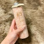 .まず見た目が可愛い😍💕.毎日湯船に一時間以上使ってるわたしにとってバスタイムアイテムは大切🙇&zwj;♀️✨.疲れてるときにリラックスしたいなぁって思ったときに贅沢にいれちゃう👸&hellip;のInstagram画像