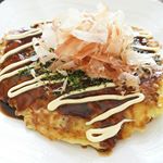 .#本日のランチ 🍴☺.粉ものが無性に食べたくなるときが・・・🐽. 久々の自炊🍳🎽wたまに自分で作ると何でもおいしい⬅.紅しょうがは苦手なので いれてません～！🙅&hellip;のInstagram画像