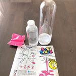 自分でスライムが作れちゃうスライムキットをお試しさせていただきました👍🏻💕付属の液体とパウダーを容器に入れて振ること5分でトロットロのスライムが出来上がり🤗子供達は大興奮😂👍キャッキャ(((o(♡&acute;▽&hellip;のInstagram画像