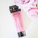 フランス生まれのマッサージクリーム💜沢山のボタニカル成分配合で癒される香り🌈🌈お風呂あがりにつけて5分マッサージするだけで気持ちいい～💯💮💮天国👼ベタつかないし、簡単💠💠...#エ&hellip;のInstagram画像