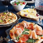 ・・Homemade pizza lunch・・こんにちは・・久しぶりのピザ🍕ランチ・・✔️生ハム、ほうれん草、トマト、オニオン🍅✔️照り焼きチキン、ブ&hellip;のInstagram画像