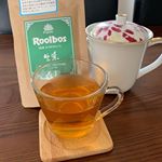 ルイボスティーあんまり飲んだことなかったけど、すごく好きな味でした！！ おいしーぃ♡ノンカフェインなので夜お茶にもぴったり❤️❤️ ほっこりできる味🥰子どもも安心して飲めておいしいとご&hellip;のInstagram画像