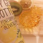 冷やしパイン( ᐛ👐)====🍍ﾊﾟｧｲﾅﾎﾟ-始めました🎐.これからの季節の庭仕事に活躍するわぁ〜😂✨✨日焼けが嫌な私は夕方なってから庭仕事👐🌿それでも今日はパタパタ動いてた&hellip;のInstagram画像