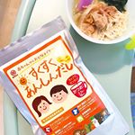 ..すくすくあんしんだし👦👧にぶんのいち　かつお🍚🐟.離乳食から使えるだしパック！勿論大人も美味しくいただけます👨👩だしパックの大きさが1/2となっているので、とっても&hellip;のInstagram画像