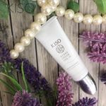 《ハイドロクリームSHQ-10》 ＼安定型ハイドロキノン最高峰濃度 10％ 配合／ハイドロキノンに加え、7つの 美肌 成分も配合うるおい やハリのあるうれしいお肌へと導きますお&hellip;のInstagram画像