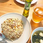 ..国産こめ油と和歌山県産のぶどう山椒で作った「山椒香味油 97g」🍚.築野食品の国産こめ油に、和歌山県の希少な「ぶどう山椒」で香味をつけた「山椒香味油」！.料理に&hellip;のInstagram画像