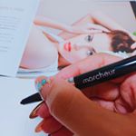 #にじまない #落ちない 夏にぴったりの#ペンシルアイライナー 👀🖋️_#ペンシルタイプ の#アイライナー は描きにくいイメージだけど&hellip;_とにかく線が#描きやすい ！スルス&hellip;のInstagram画像