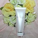 【VEIL&Co】マイルドボディスクラブ(全身用)を使ってみました💫角丸ソルトの浸透圧と泥のイオン吸着で今までにないスッキリとした使用感を体感できるボディスクラブなんですよ❣️ 半袖から覗くガ&hellip;のInstagram画像