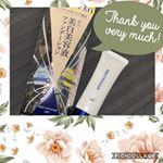 #コスメレビューダイレクトホワイトdeW洗顔後にこれ一本でスキンケアからファンデまで完成😘美白有効成分のトラネキサム酸配合で、シミ対策などにも使えるし、紫外線対策もバッチリ！！！つるん&hellip;のInstagram画像