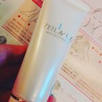 #ベールアンドコー  #マイルドボディスクラブ  #ボディスクラブ  としてでなく#ヘッドスパ  としてもおうちでケアできるなんて❗️#スクラブ で肌つるつる#ヘアケア  #頭皮ケア  も&hellip;のInstagram画像