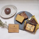 ﻿┈┈┈┈┈┈┈┈┈┈┈┈┈┈┈┈┈┈┈┈﻿﻿break time . .  だいすきな お供 𐂐﻿﻿焼き菓子たち ☻﻿﻿┈┈┈┈┈┈┈┈┈┈┈┈┈┈┈┈┈┈┈┈﻿&hellip;のInstagram画像