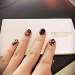 マルシェールパウダリーファンデーションと別売りのケースを使わさせていただきました😍👌まずフォルムが美しい🥰💕💕見た目が上品でとってもいいお姉さんになれた気分になる😍✨✨ばかっと開けると&hellip;のInstagram画像