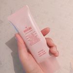 温感クレイのメイク落とし💁🏽&zwj;♀️﻿﻿W洗顔いらんし、しっかり温かくて気持ち良いし、朝の洗顔にも使えるし、ちゃんとメイク落ちるし、温かくて気持ち良いし、イイ👏🏽✨﻿﻿﻿#シズ&hellip;のInstagram画像