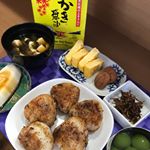 アサムラサキさんのかき醤油で、焼きおにぎり作りました。#アサムラサキ #かき醤油 #焼おにぎり #monipla #asamurasaki_fanのInstagram画像