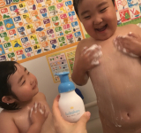 「気持ちの良い泡に喜んでいました。」の画像（1枚目）