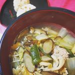 まるごとキューブだし&reg;️をモニターさせていただきました。出汁を本格的にとる場合、かつお節や昆布を煮出したり漉したりと手間や時間がかかるものです。でも、この素材の旨みや香りや味は他では出せない特別な&hellip;のInstagram画像