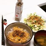 ITはなびらたけふりかけ胡麻味噌味。胡麻の味とかつおぶし（？）の風味がして凄く美味しかった🤤何にかけても合う味なので料理を選びません。これでスーパーフードだから言う事ありません。健康にもよ&hellip;のInstagram画像