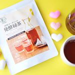 .▷発酵緑茶◁.✓国内流通量がわずか3.4％の有機国産茶葉を使用✓泡盛や焼酎の発酵に使われる黒麹菌という微生物によって、24時間365日、発酵に最適な温度と湿度が管理されたクリーンルームで&hellip;のInstagram画像